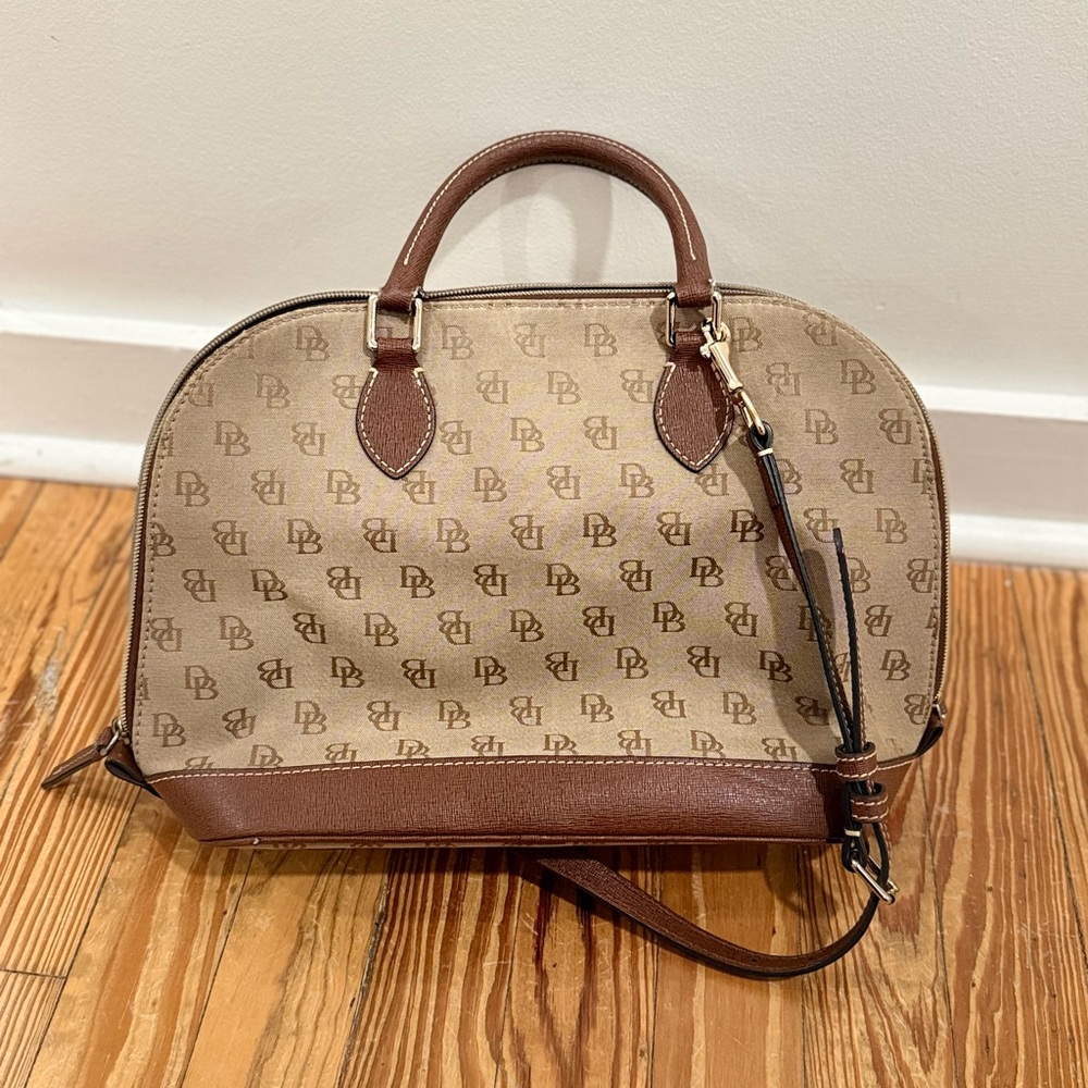 Dooney & Bourke VINTAGE Domed Satchel Beige and Brown Signature Logo Pattern - Picture 6 of 11